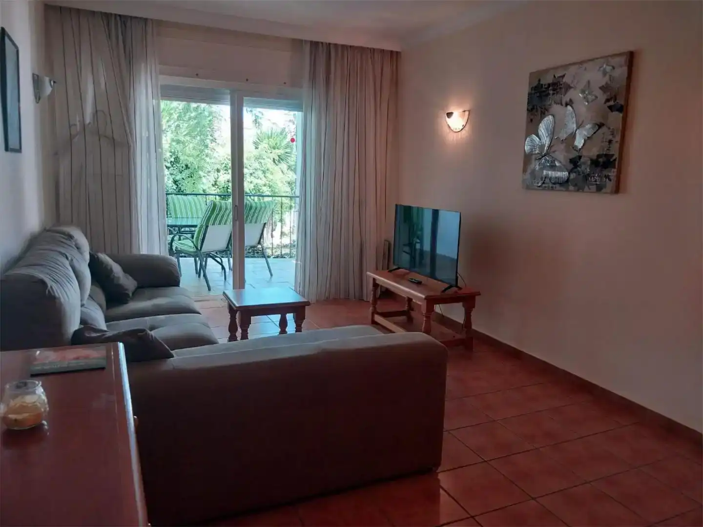 Sala de estar de Piso en venta en Estepona con Jardín privado, Trastero y Piscina