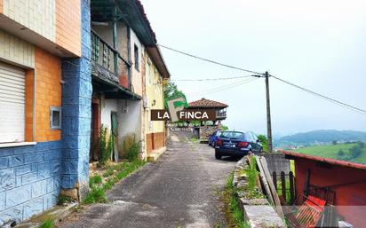 Vista exterior de Casa o xalet en venda en Morcín