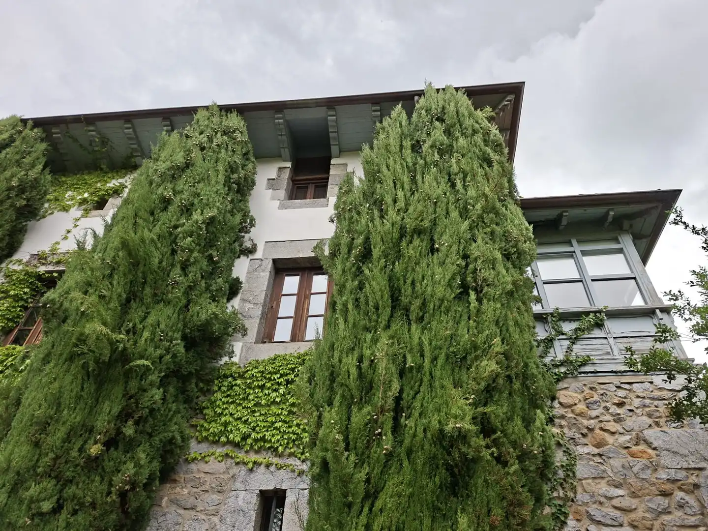 Vista exterior de Finca rústica en venta en Soba con Calefacción, Jardín privado y Terraza