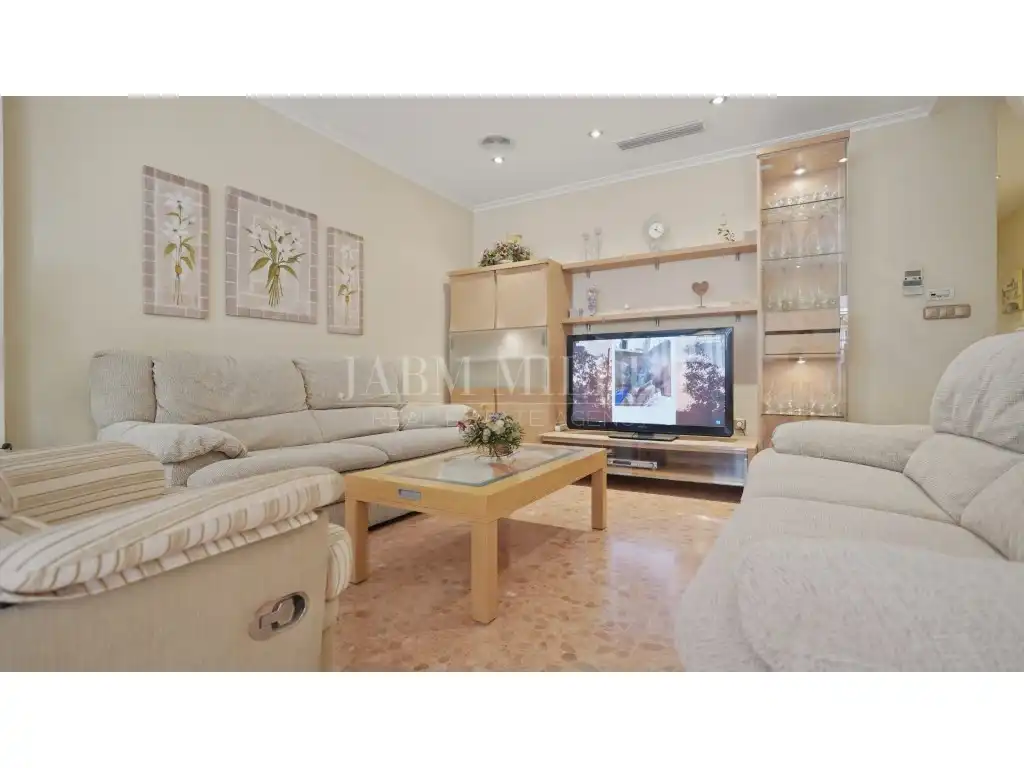 Sala de estar de Casa o chalet en venta en Elche / Elx con Aire acondicionado, Calefacción y Jardín privado