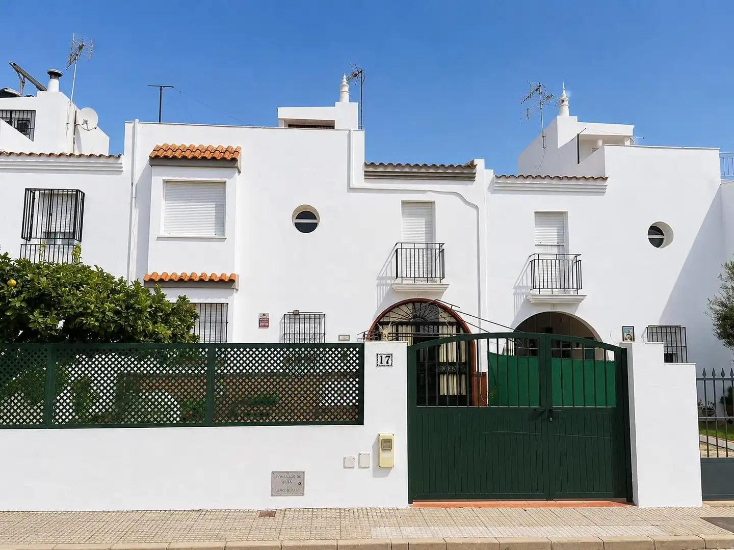 Exterior view of Detached homes for sale in Isla Cristina