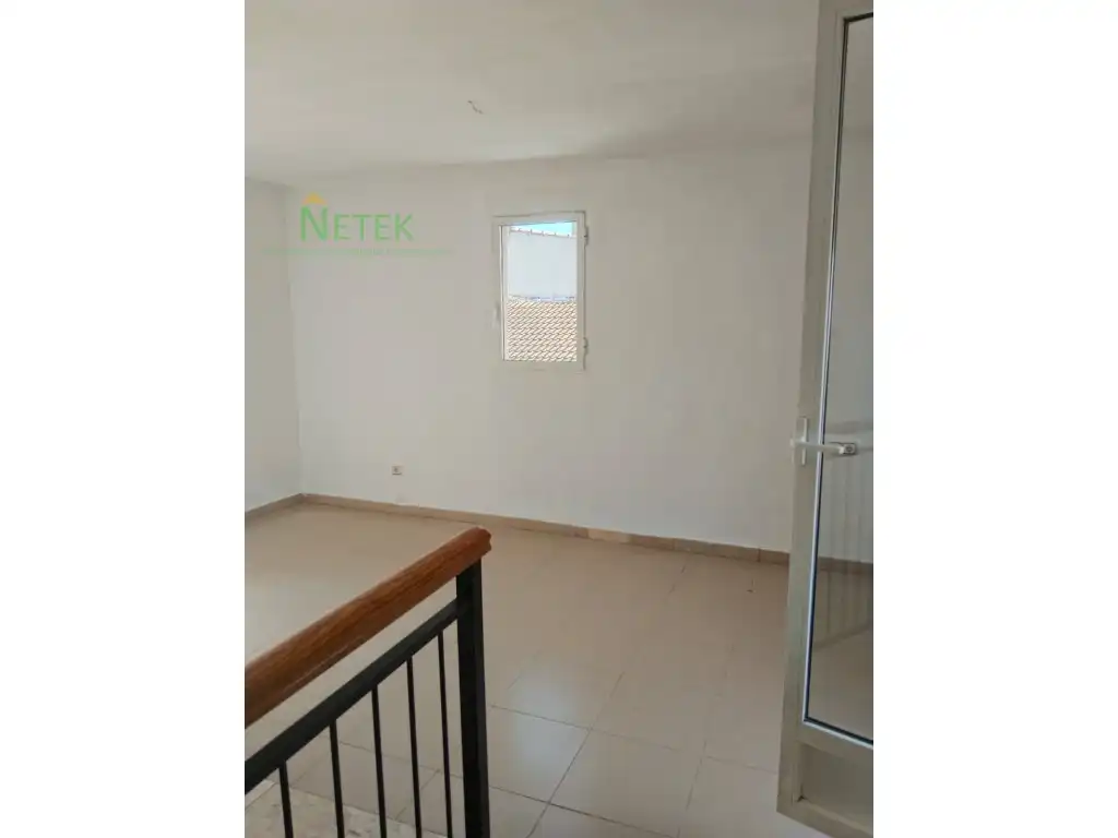 Dúplex en venta en Calle San Francisco, El Pinós / Pinoso