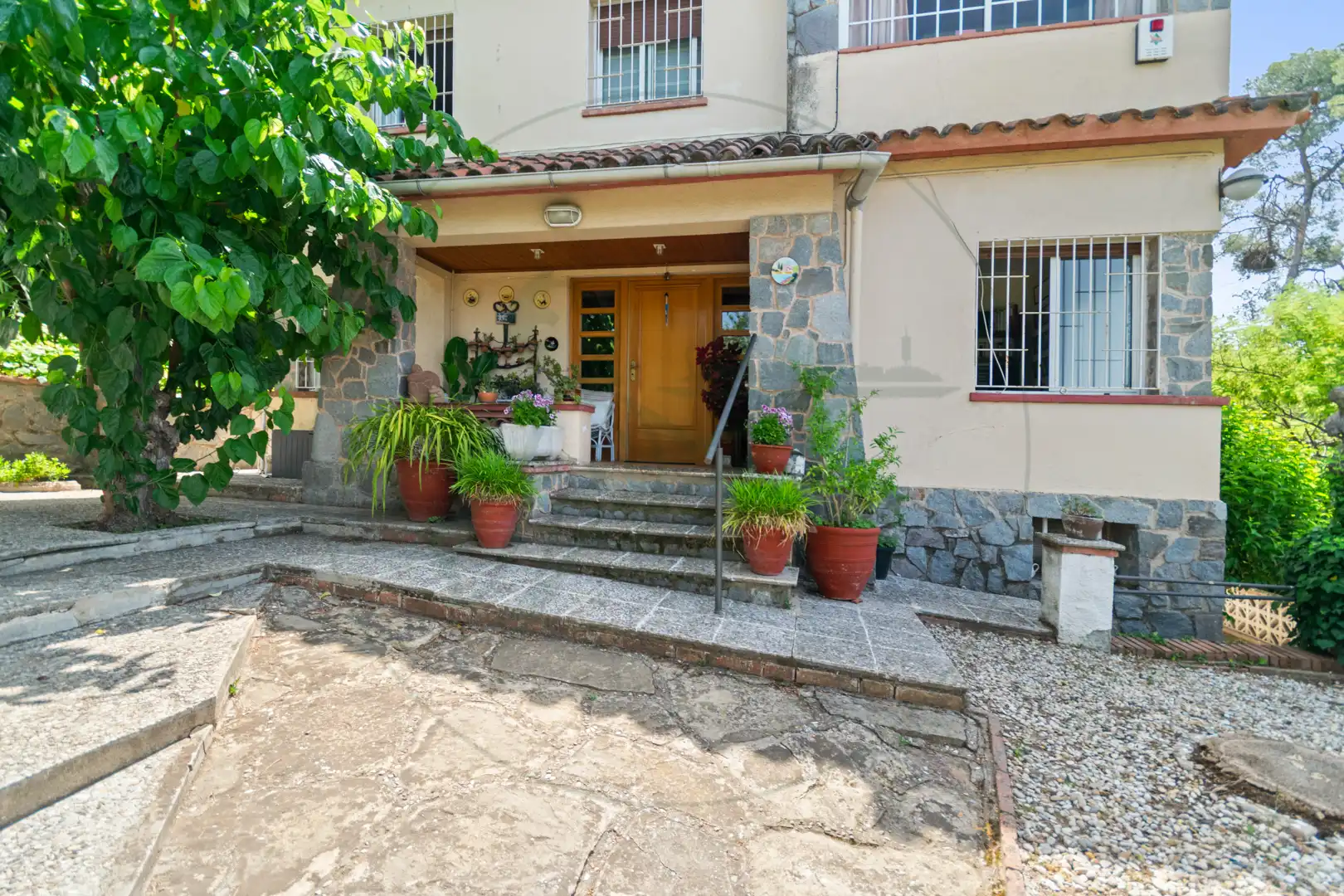 Exterior view of Houses for sale in Sant Cugat del Vallès  with Heating, Private garden and Parquet flooring