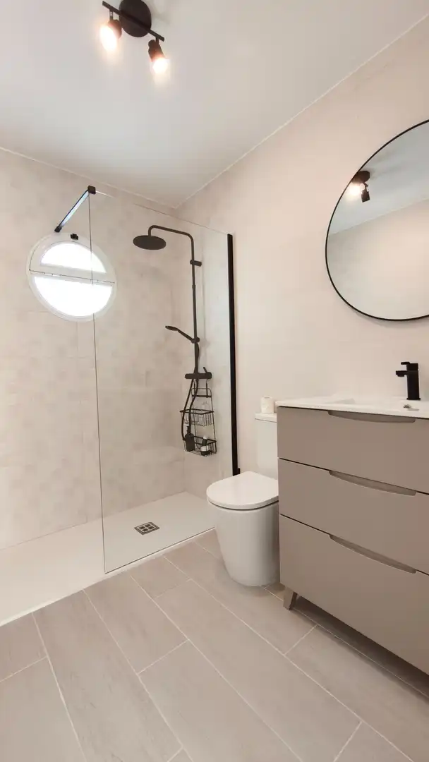 Bathroom of Houses for sale in La Nucia  with Air Conditioner, Heating and Private garden
