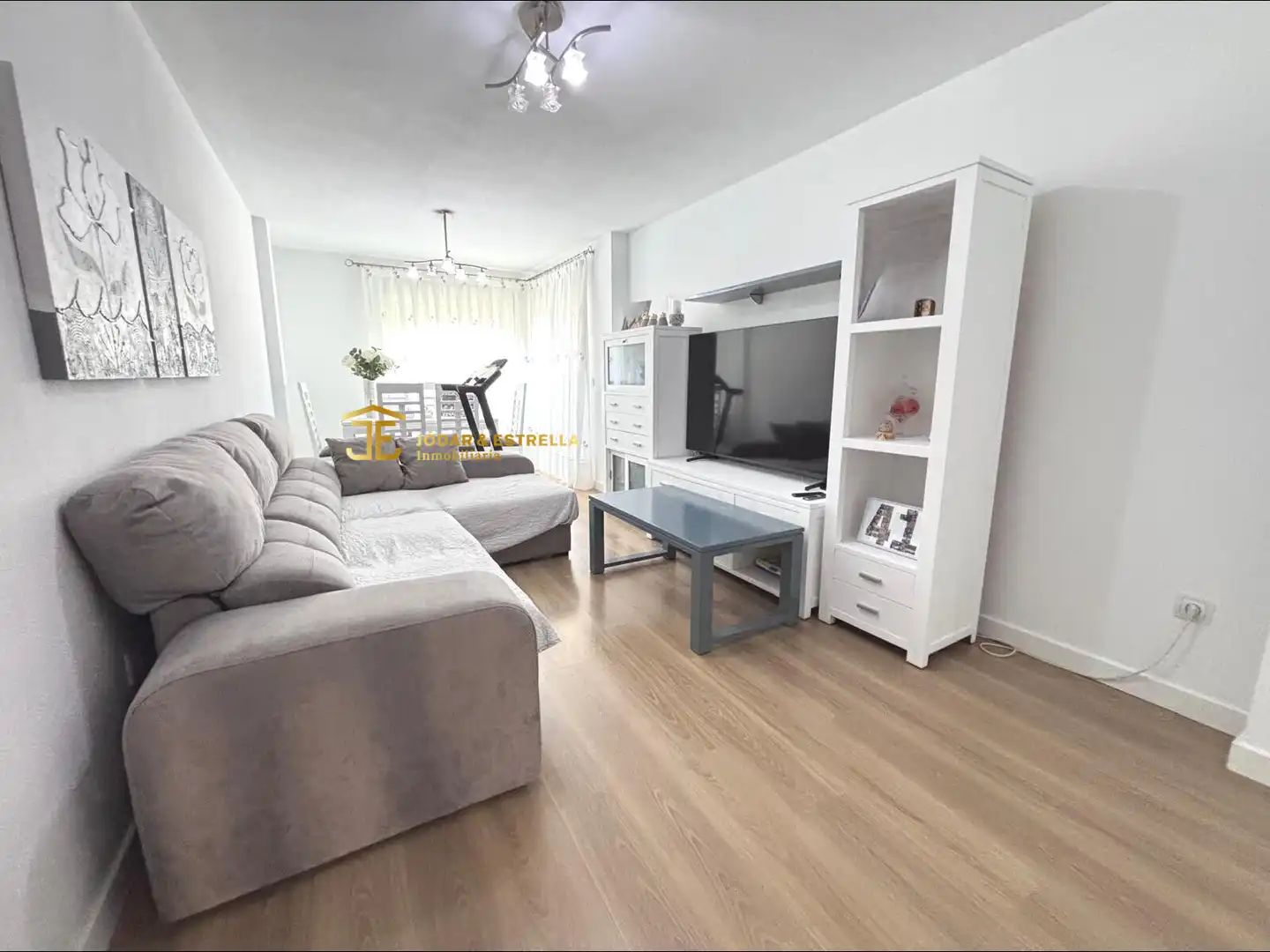 Sala de estar de Piso en venta en Lorca con Jardín privado, Trastero y Amueblado