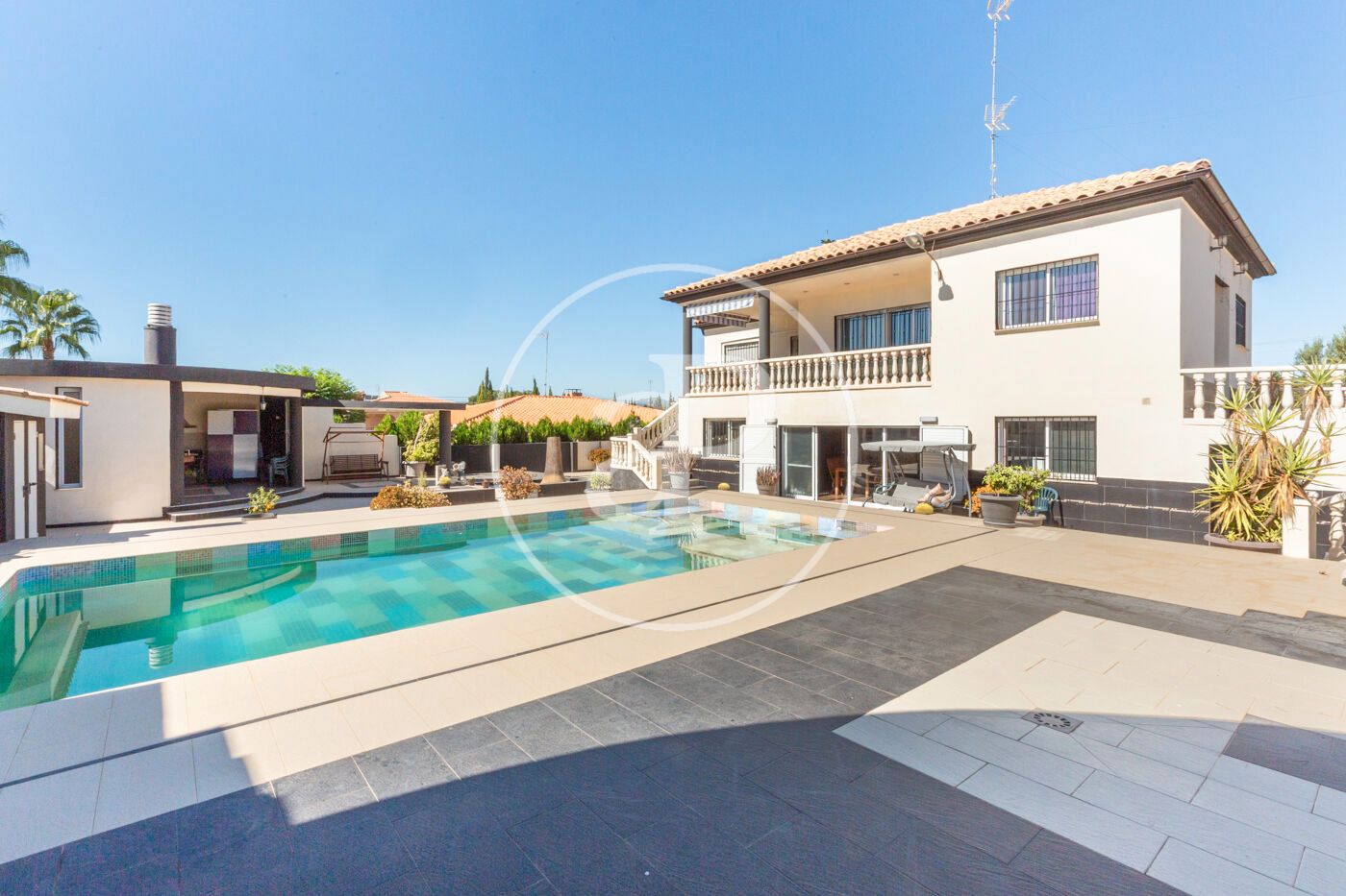 Vista exterior de Casa o chalet en venta en Montserrat con Aire acondicionado, Calefacción y Jardín privado
