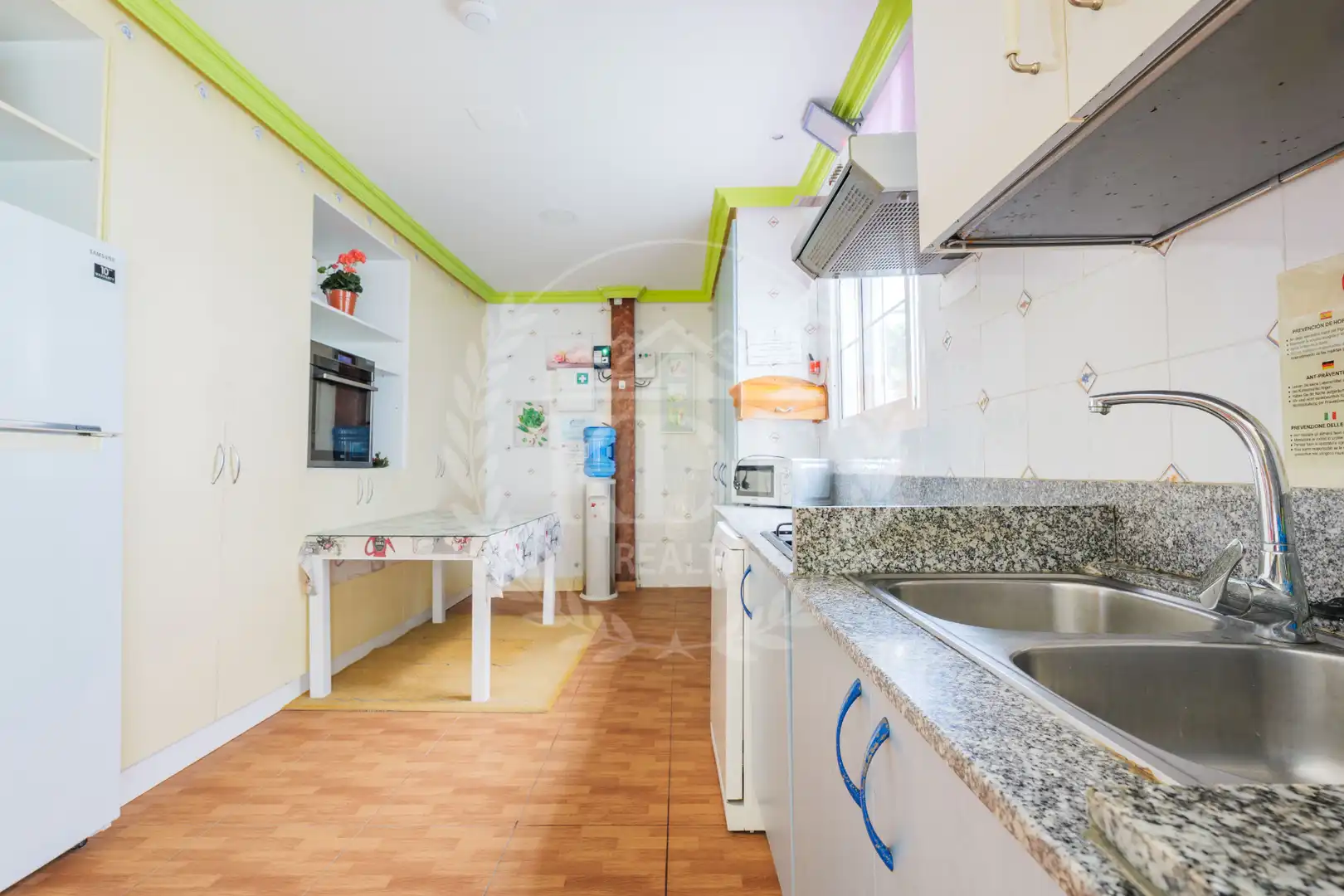 Cocina de Casa o chalet en venta en Granadilla de Abona con Aire acondicionado, Calefacción y Jardín privado