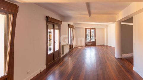 Foto 2 de Pis en venda a Iparraguirre, Urretxu, Gipuzkoa