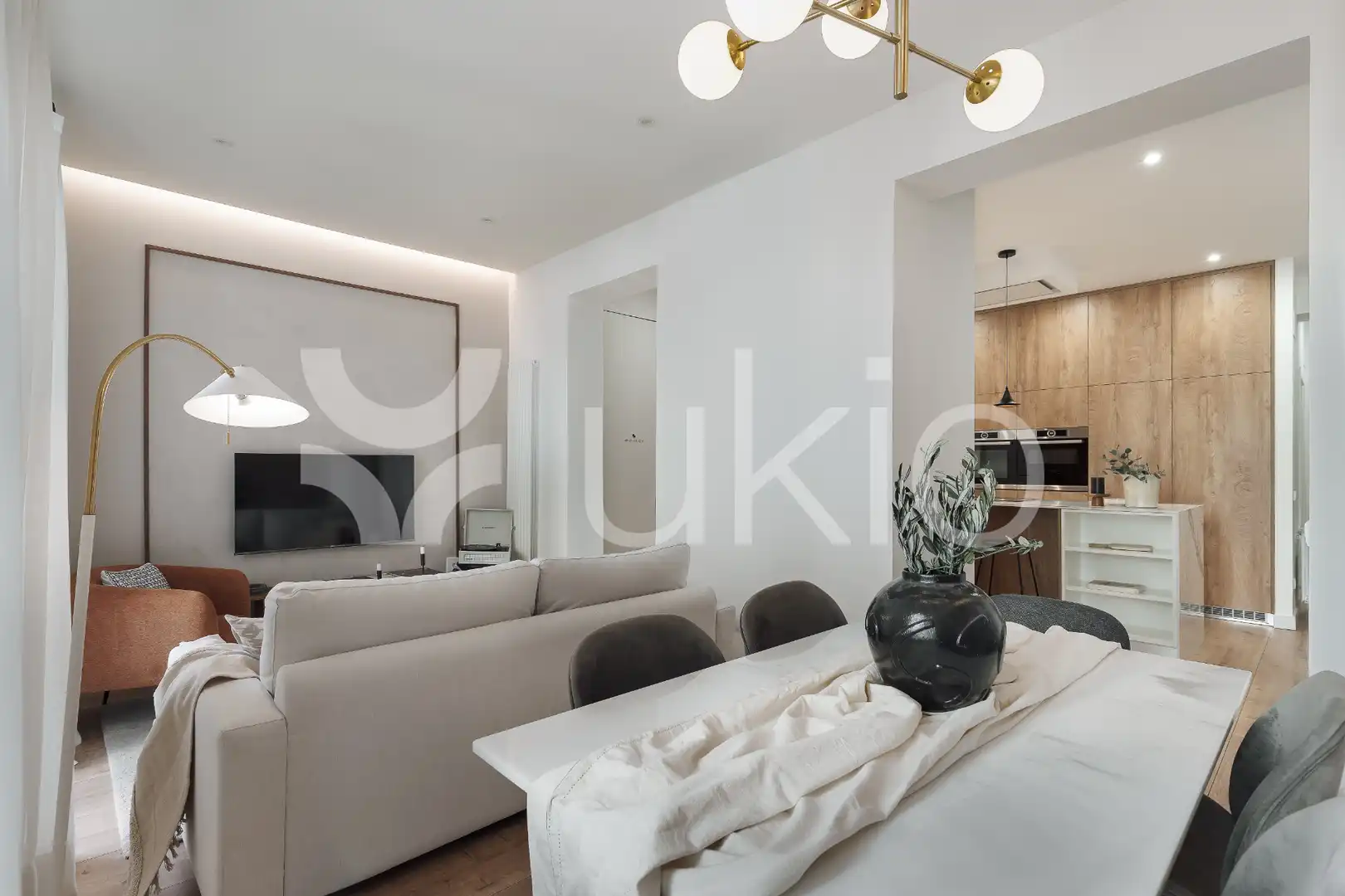 Apartament amb ascensor de lloguer a Calle de Fernán González, imagen 8