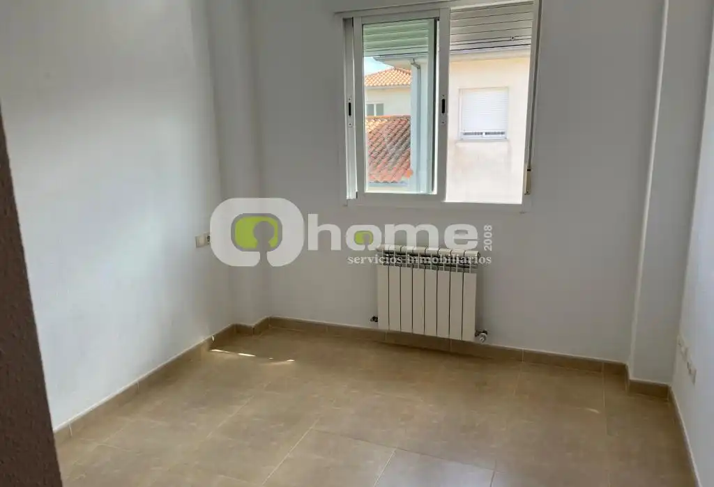 Adossat amb jardí en venda a Avenida Argusino 19, imagen 7