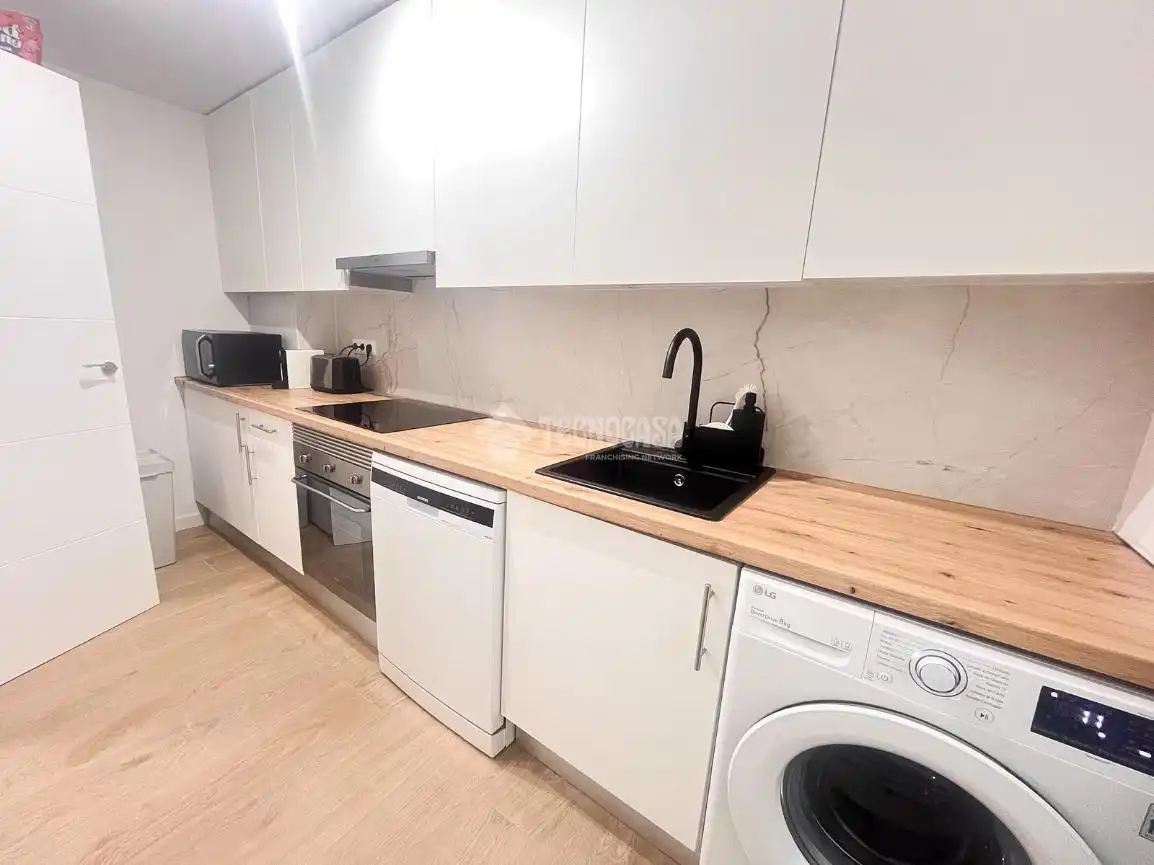 Cocina de Piso en venta en Navalcarnero con Aire acondicionado, Trastero y Piscina comunitaria