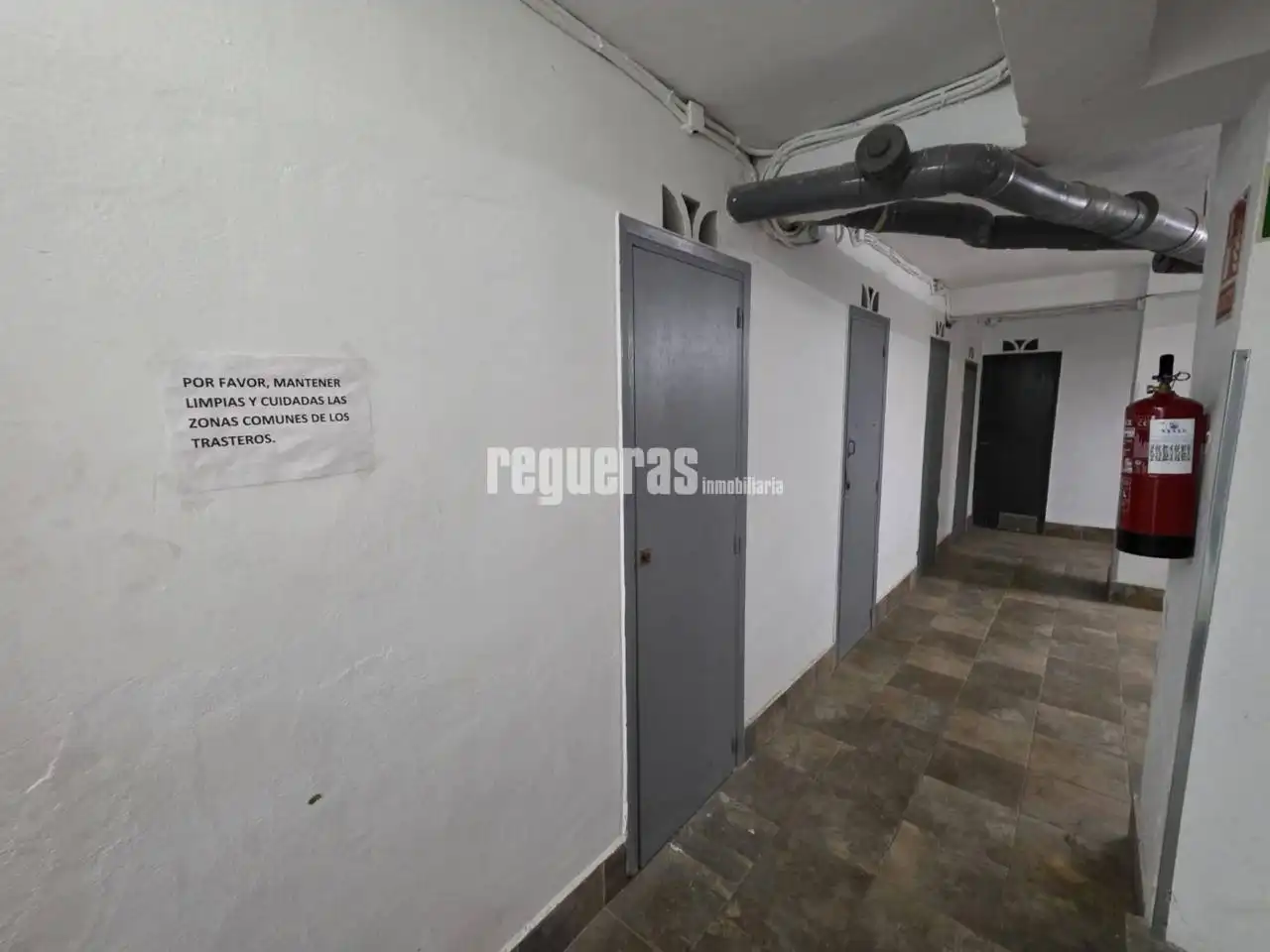 Piso en venta en Avilés con Calefacción, Terraza y Trastero