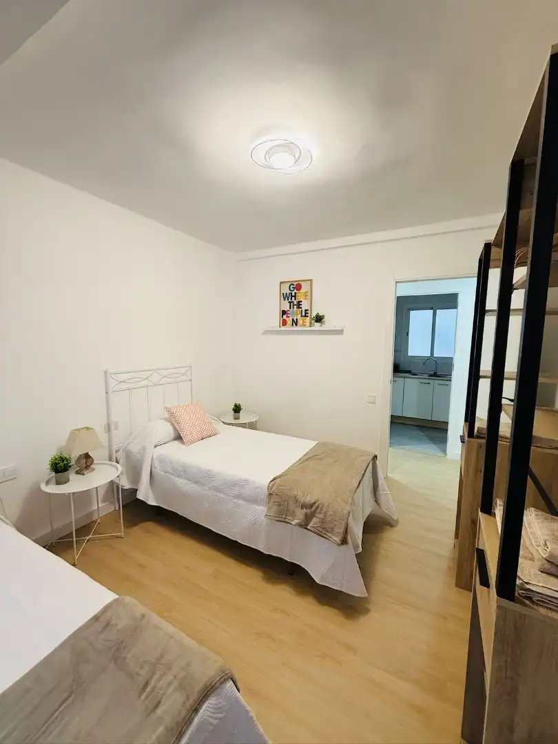 Bedroom of Flat for rent in Castellón de la Plana / Castelló de la Plana  with Furnished, Washing machine and TV