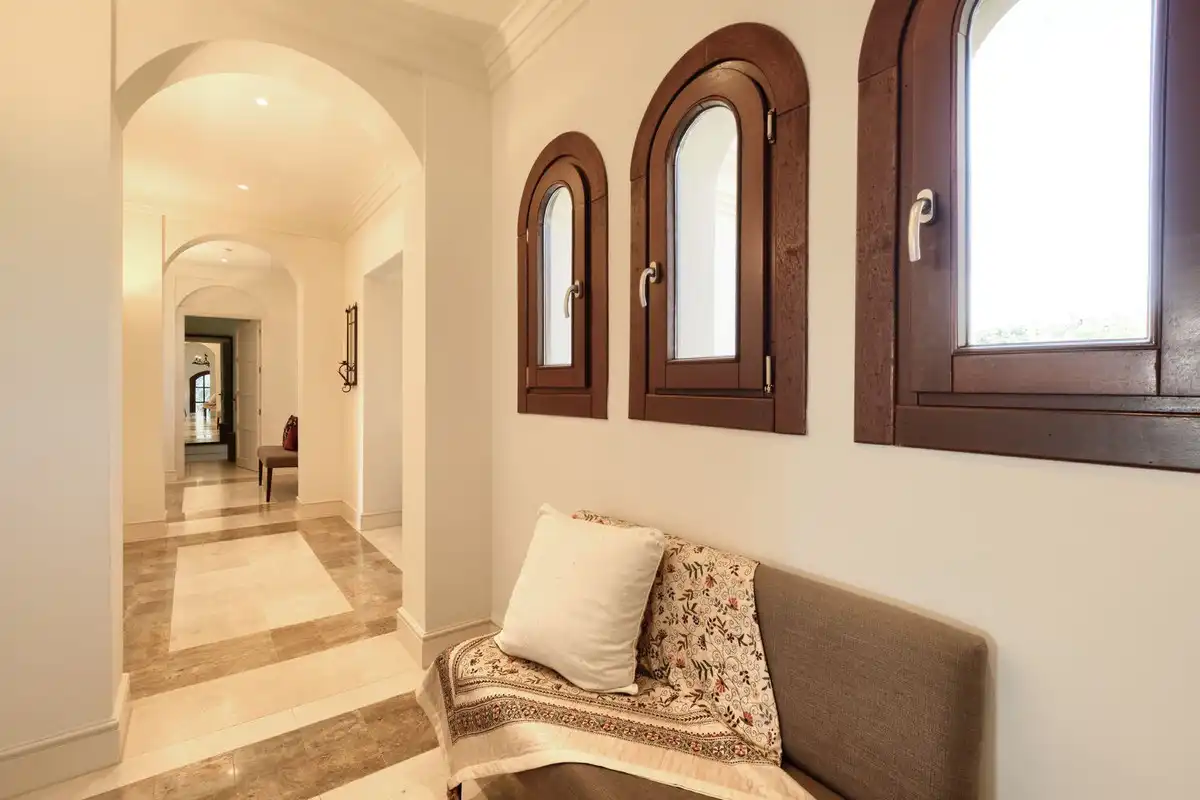 Chalet con piscina en venta en Milla de Oro, imagen 40