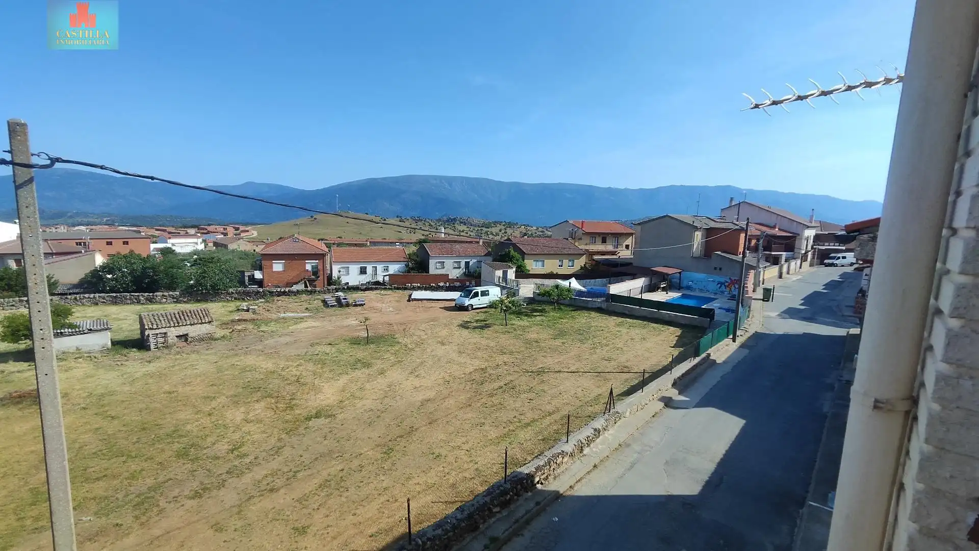 Piso en venta en El Barraco  con Calefacción, Terraza y Amueblado
