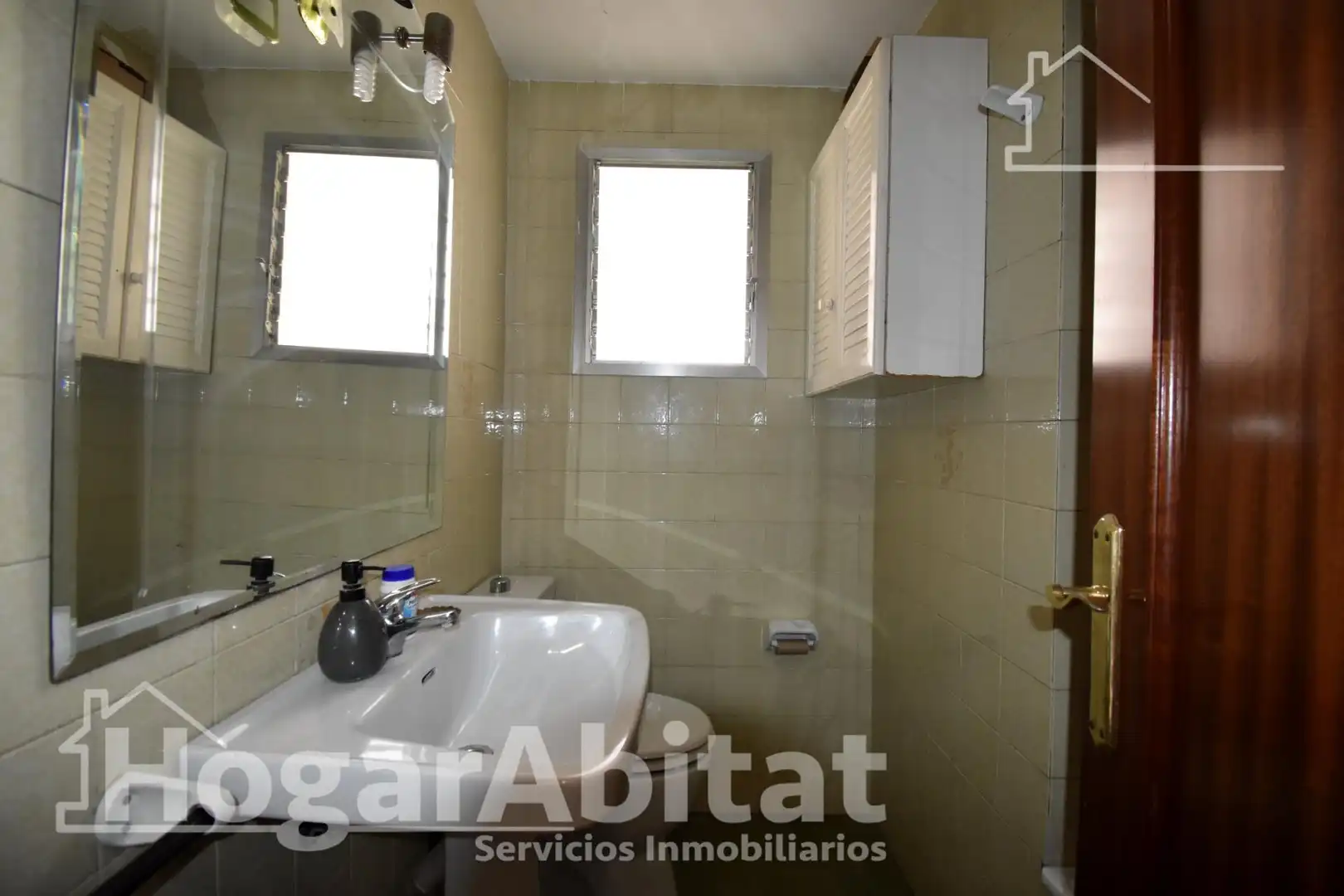 Bathroom of Flat for sale in Dénia  with Air Conditioner and Balcony