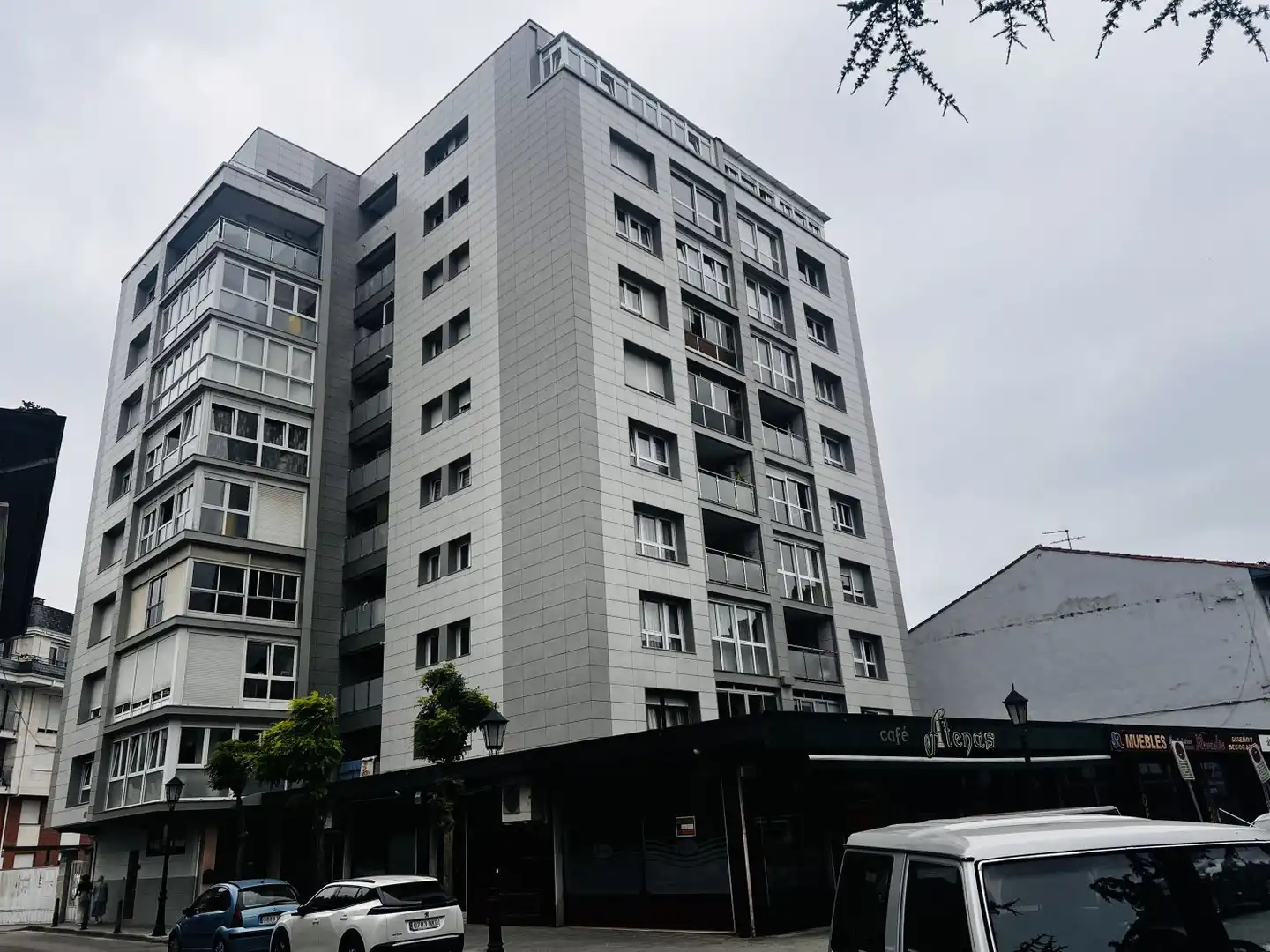 Außenansicht von Wohnung zum Verkauf in Colindres mit Heizung, Parkett und Terrasse