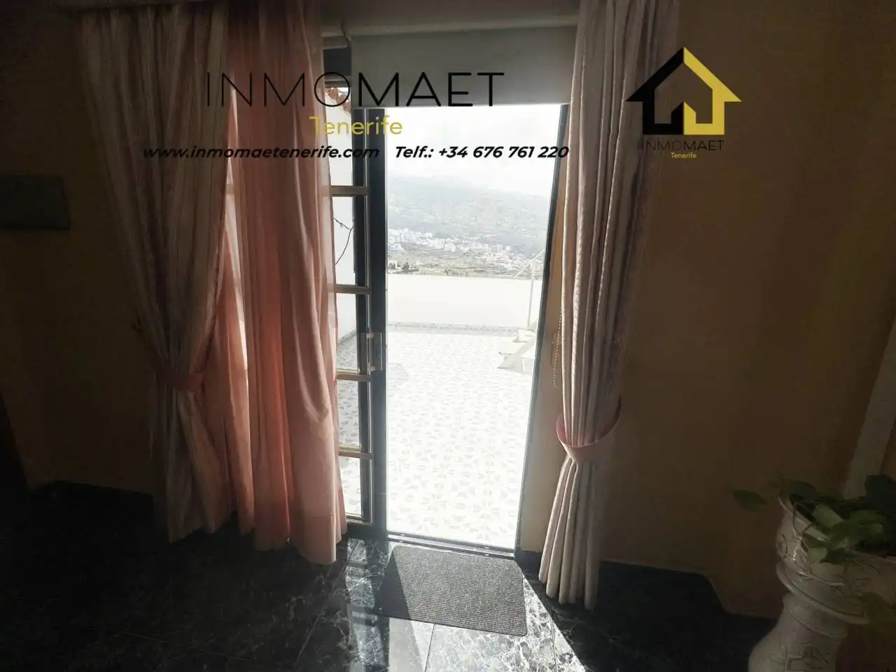 Exterior view of Flat for rent in Icod de los Vinos  with Heating, Terrace and Furnished