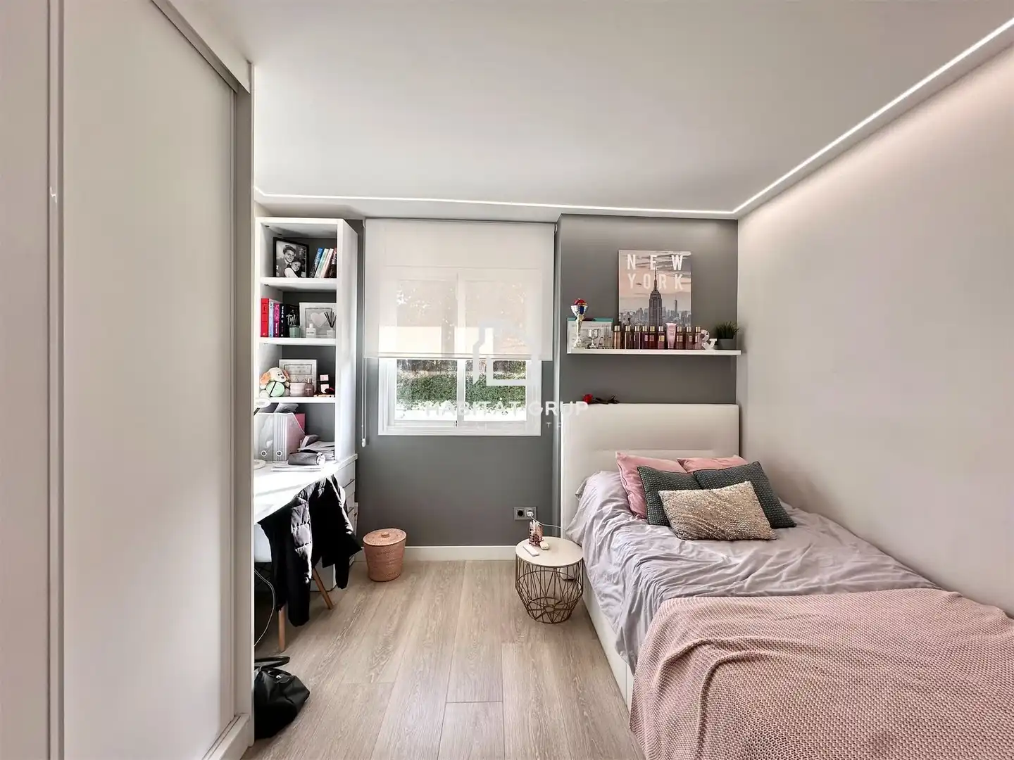 Bedroom of Duplexes for sale in Sant Feliu de Llobregat  with Air Conditioner, Heating and Private garden