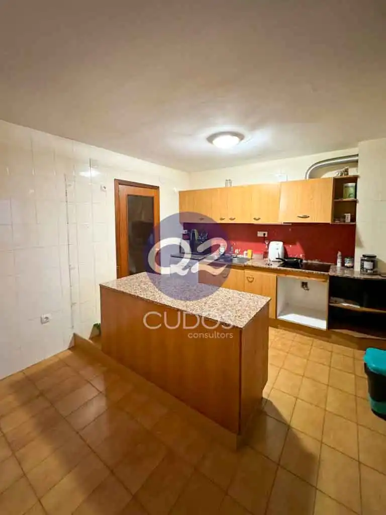 Cuina de Pis en venda en Balaguer amb Aire condicionat, Calefacció i Parquet