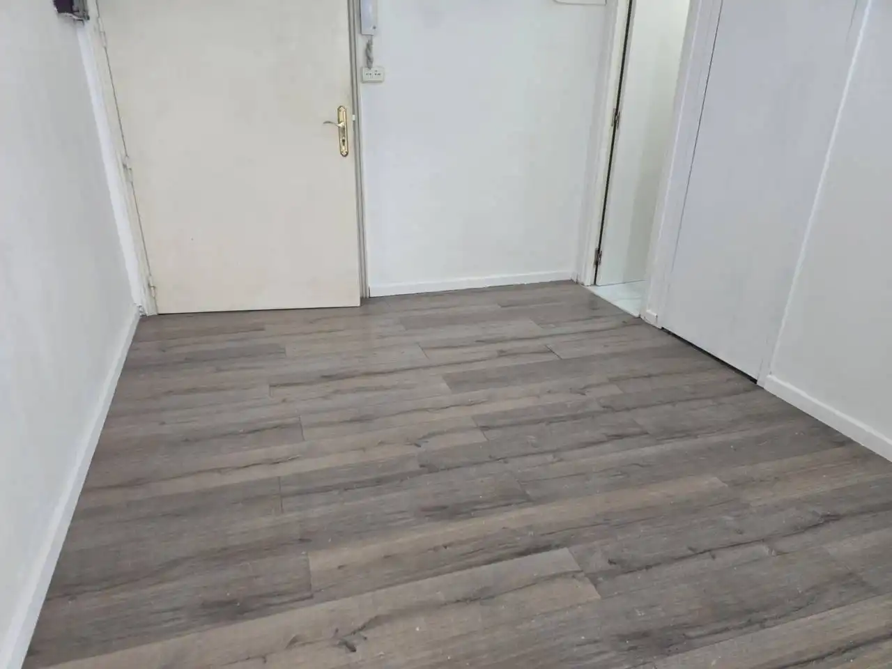 Gewerbefläche zur Miete in Plaza Clavé, imagen 3