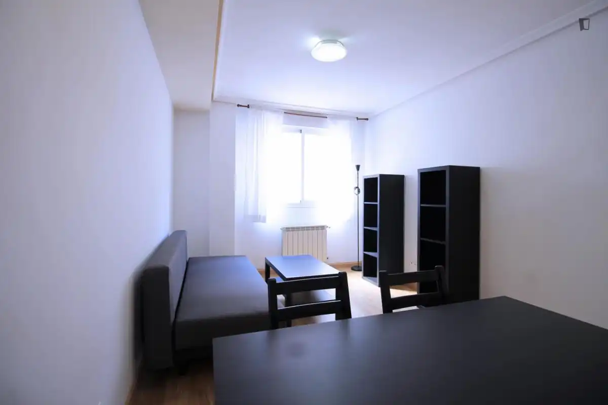 Apartamento de alquiler en Valdeacederas