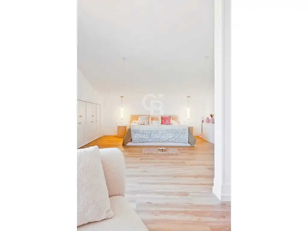 Bedroom of Houses for sale in Esplugues de Llobregat