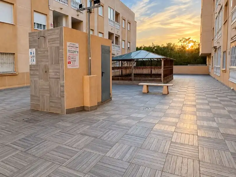 Terraza de Piso en venta en Torrevieja con Aire acondicionado, Terraza y Balcón