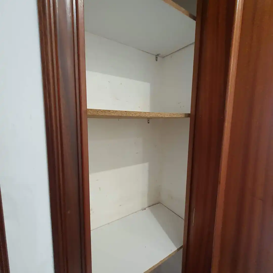 Habitación de Casa adosada de alquiler en Carballo con Calefacción, Trastero y Amueblado