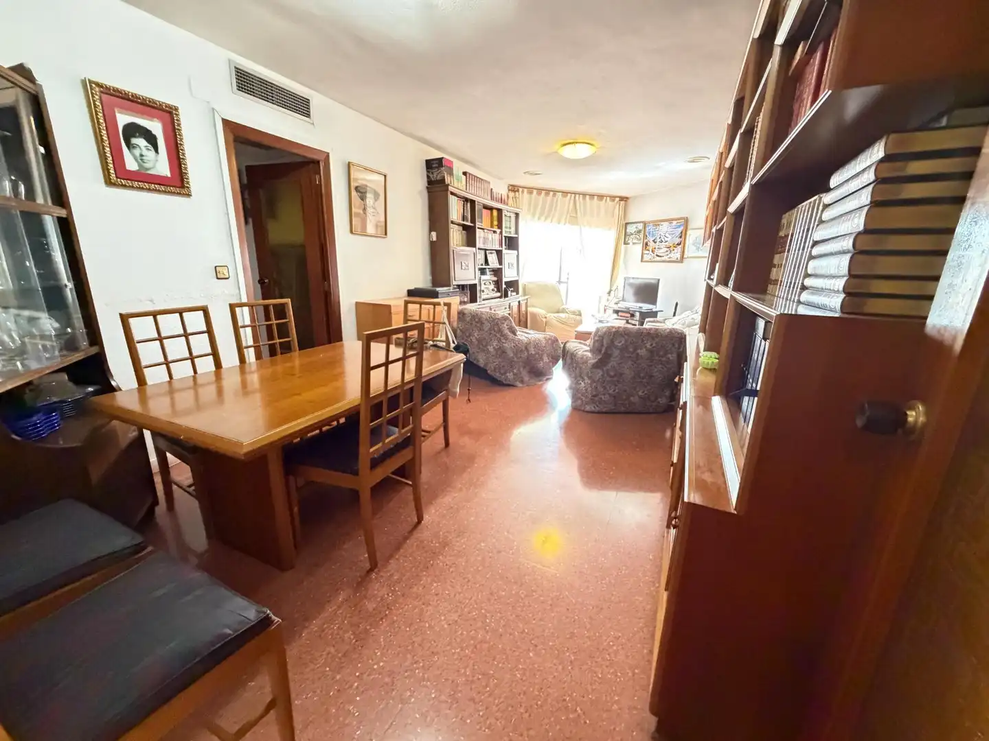 Sala de estar de Piso en venta en Águilas con Aire acondicionado, Terraza y Amueblado