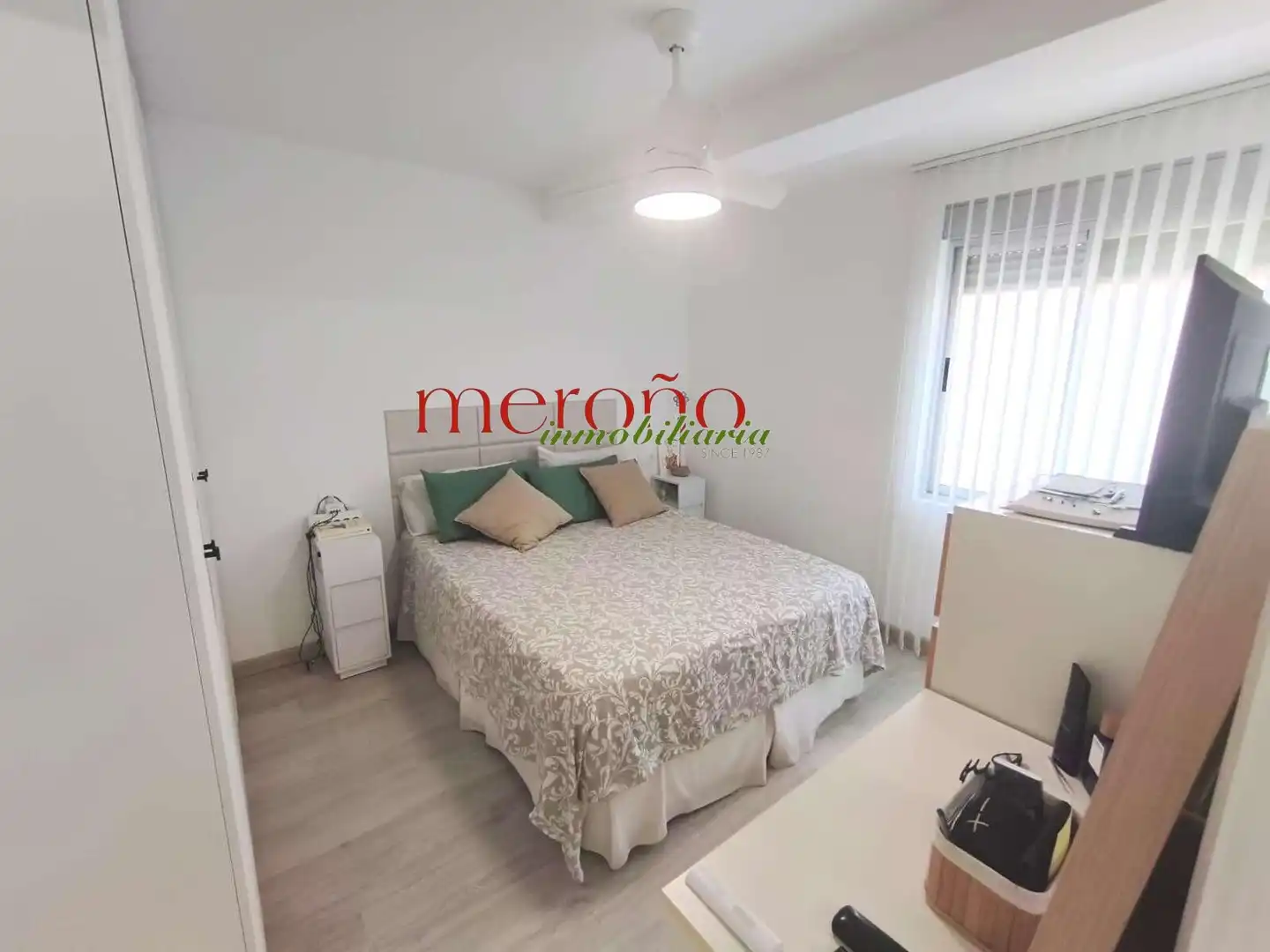 Habitación de Piso en venta en Elche / Elx con Aire acondicionado y Balcón