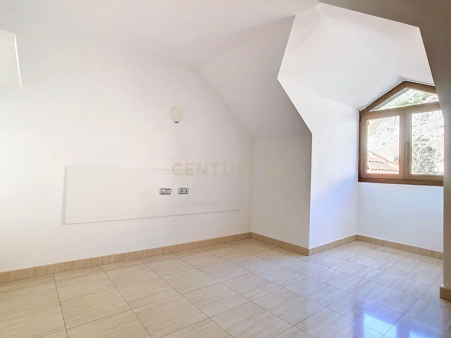 Apartments for sale in Benalmádena  with Air Conditioner, Private garden and Storage room