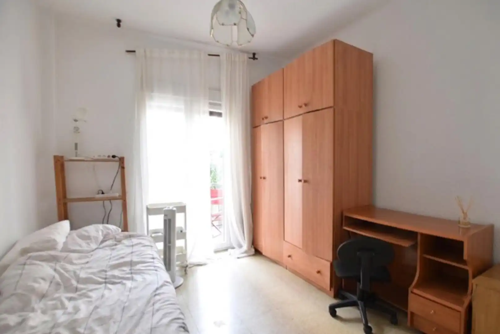 Bedroom of Flat for rent in Granada  with Furnished