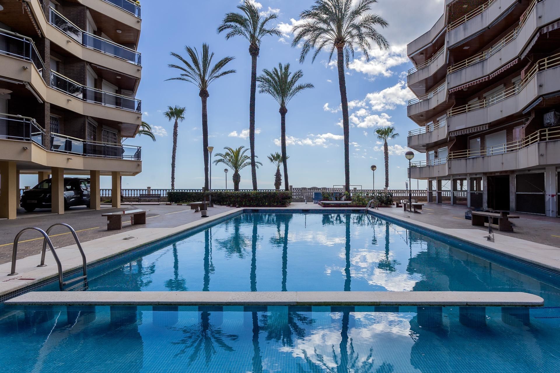 Swimming pool of Flat for sale in Cambrils  with Private garden, Terrace and Balcony