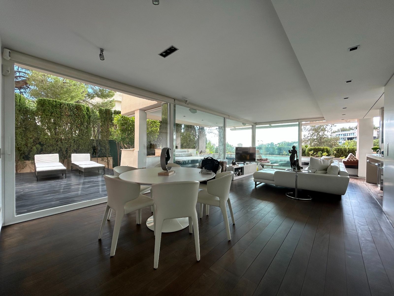 Menjador de Apartament en venda en Calvià amb Aire condicionat, Calefacció i Jardí privat