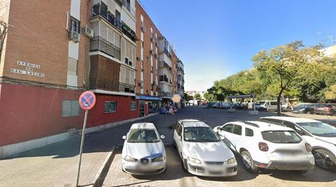 Foto 2 de Piso en venta en Avenida San Lazaro, 3, El Torrejón - El Cerezo, Sevilla Capital