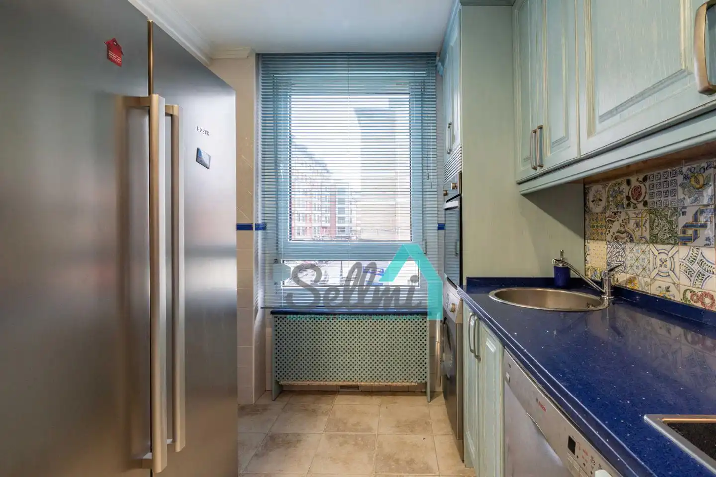 Kitchen of Flat for share in Oviedo   with Heating, Parquet flooring and Furnished