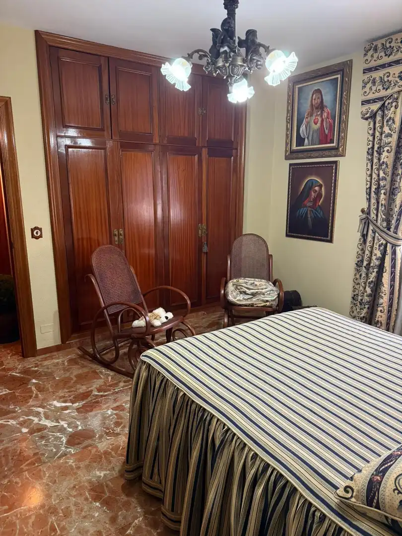 Habitación de Casa adosada en venta en Algeciras