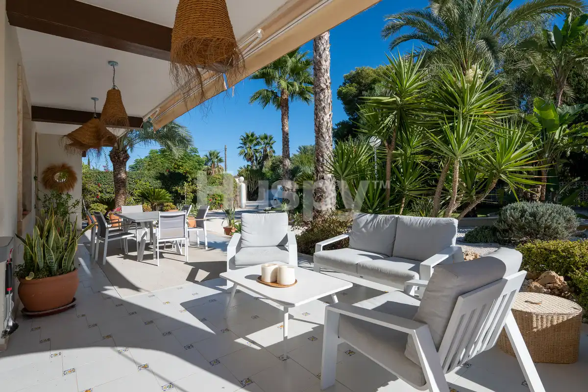 Terrassa de Casa o xalet en venda en Elche / Elx amb Aire condicionat, Calefacció i Jardí privat