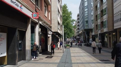 Foto 3 de Piso de alquiler en Foru Kalea, Ensanche, Vitoria - Gasteiz