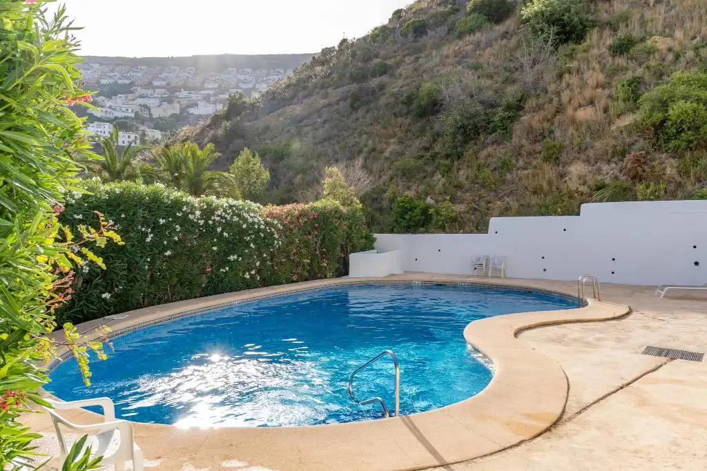 Piscina de Apartament en venda en Benitachell / El Poble Nou de Benitatxell amb Aire condicionat, Terrassa i Piscina