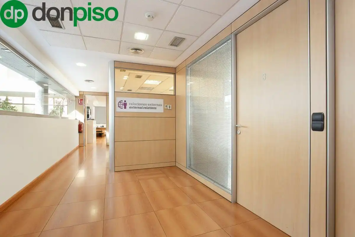 Edificio en venta en Calle FERNANDO DE LOS RIOS, Campus de la Salud