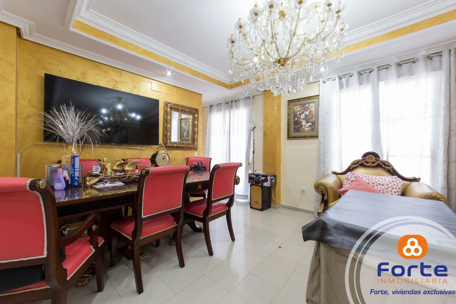 Comedor de Casa o chalet en venta en  Córdoba Capital con Aire acondicionado y Calefacción
