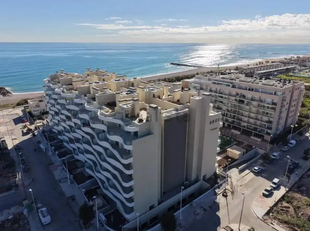 Vista exterior de Piso en venta en El Puig de Santa Maria con Aire acondicionado, Balcón y Piscina comunitaria