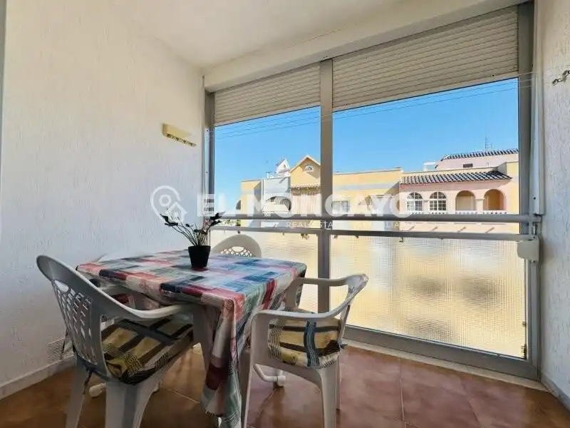Terraza de Apartamento en venta en Torrevieja con Aire acondicionado, Calefacción y Trastero