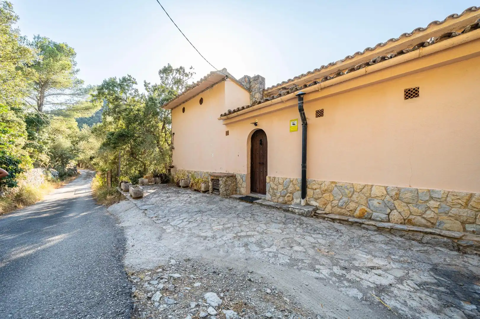 Vista exterior de Finca rústica en venta en Puigpunyent con Aire acondicionado, Calefacción y Jardín privado