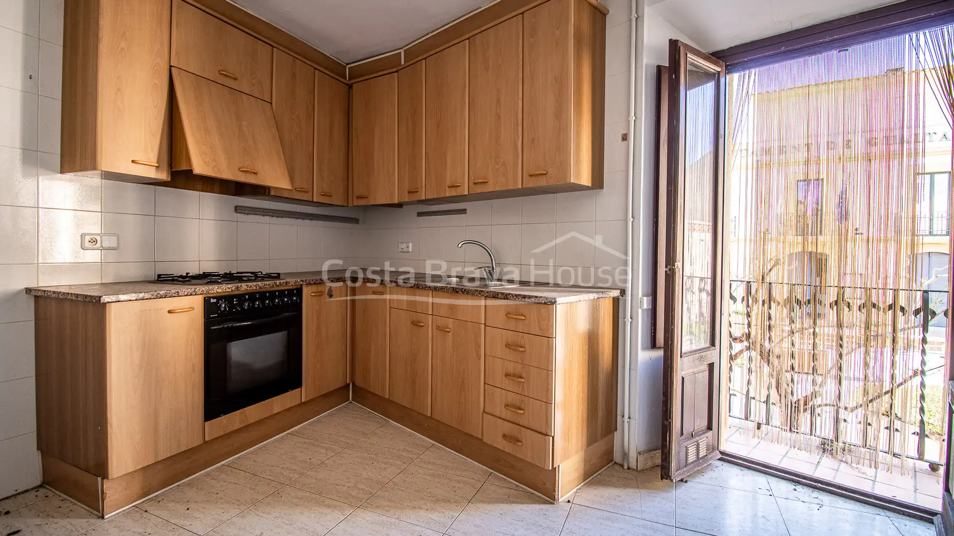 Country homes for sale in Carrer Major, Gualta
