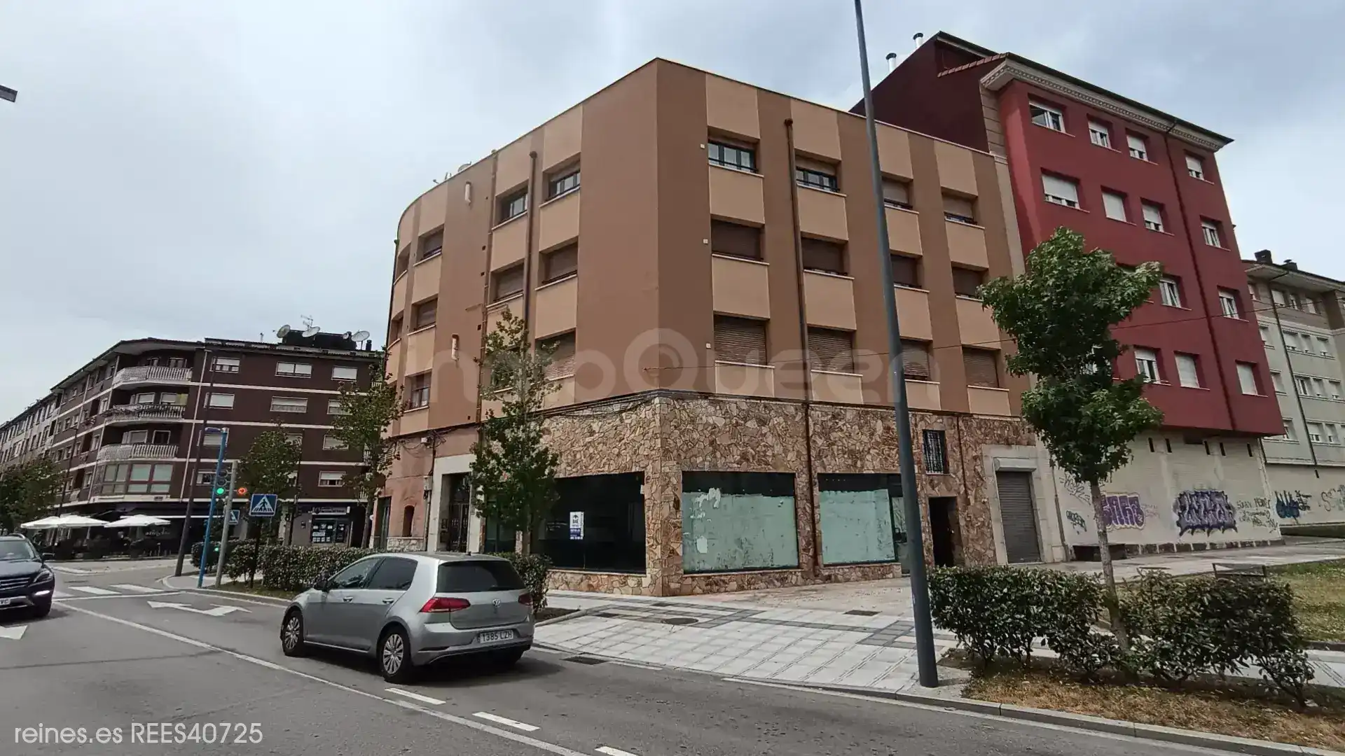 Business premises to rent in Lugones, imagen 11