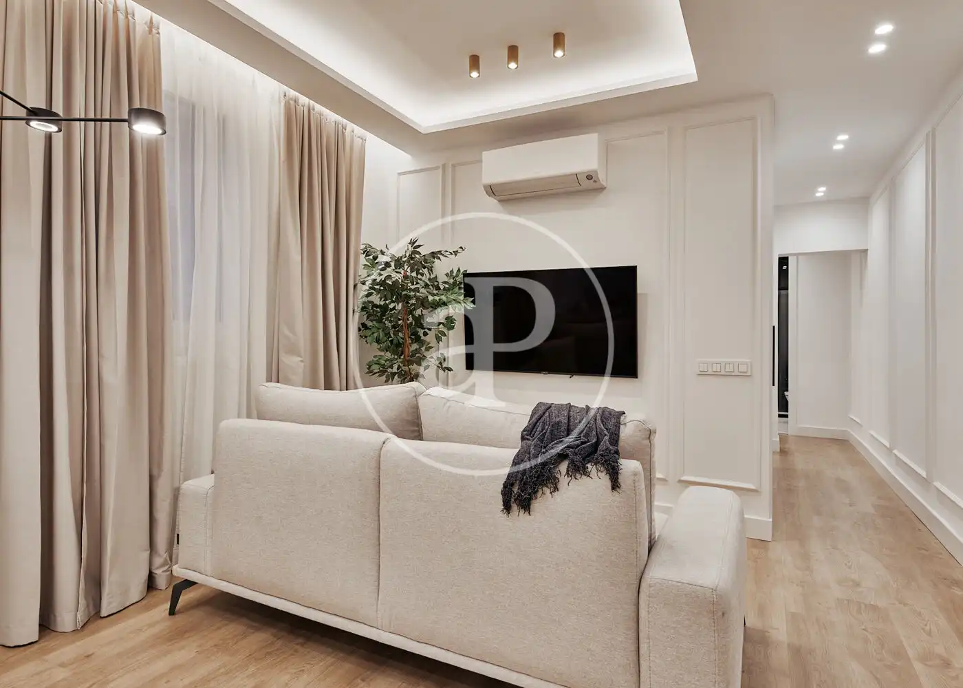 Piso con ascensor en venta en C. de Colón, imagen 2