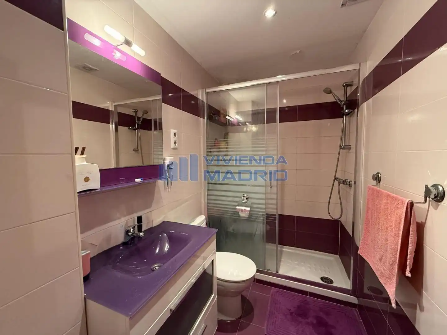 Badezimmer von Wohnung zum Verkauf in Móstoles mit Klimaanlage, Terrasse und Abstellraum